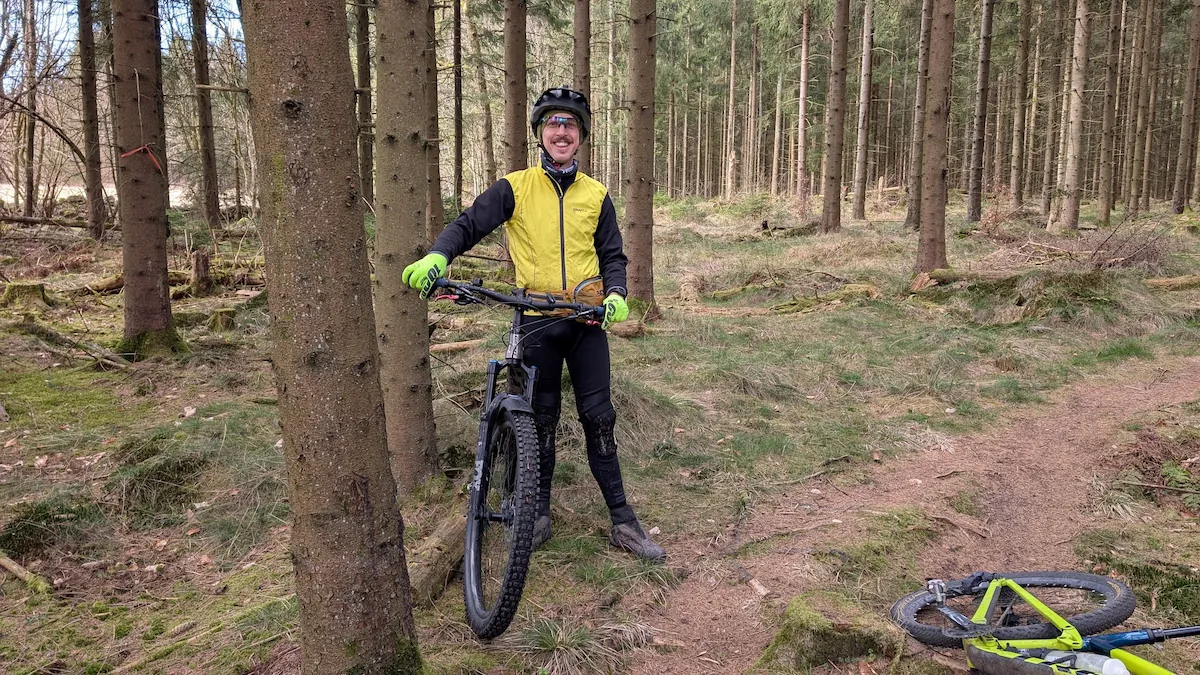 Jonas Olson mountainbiking